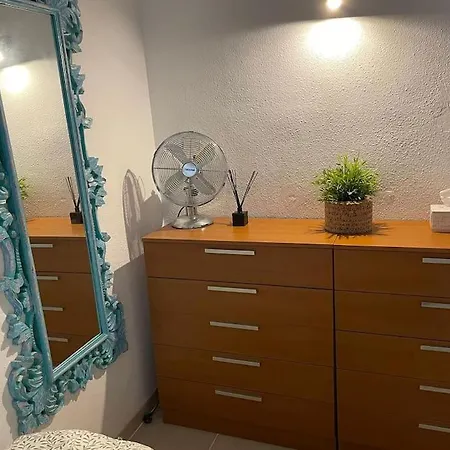 Puskas Costa De Antigua