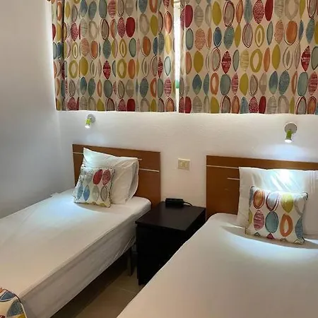 Puskas Apartmán Costa De Antigua