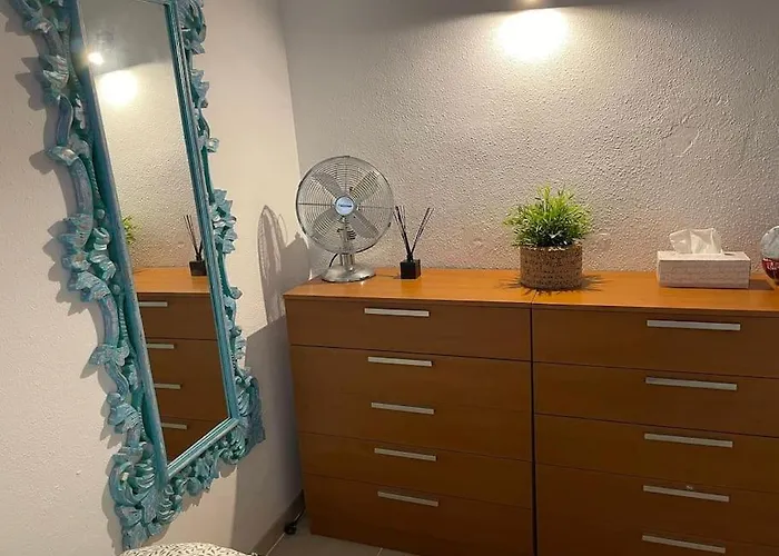 Puskas Costa De Antigua